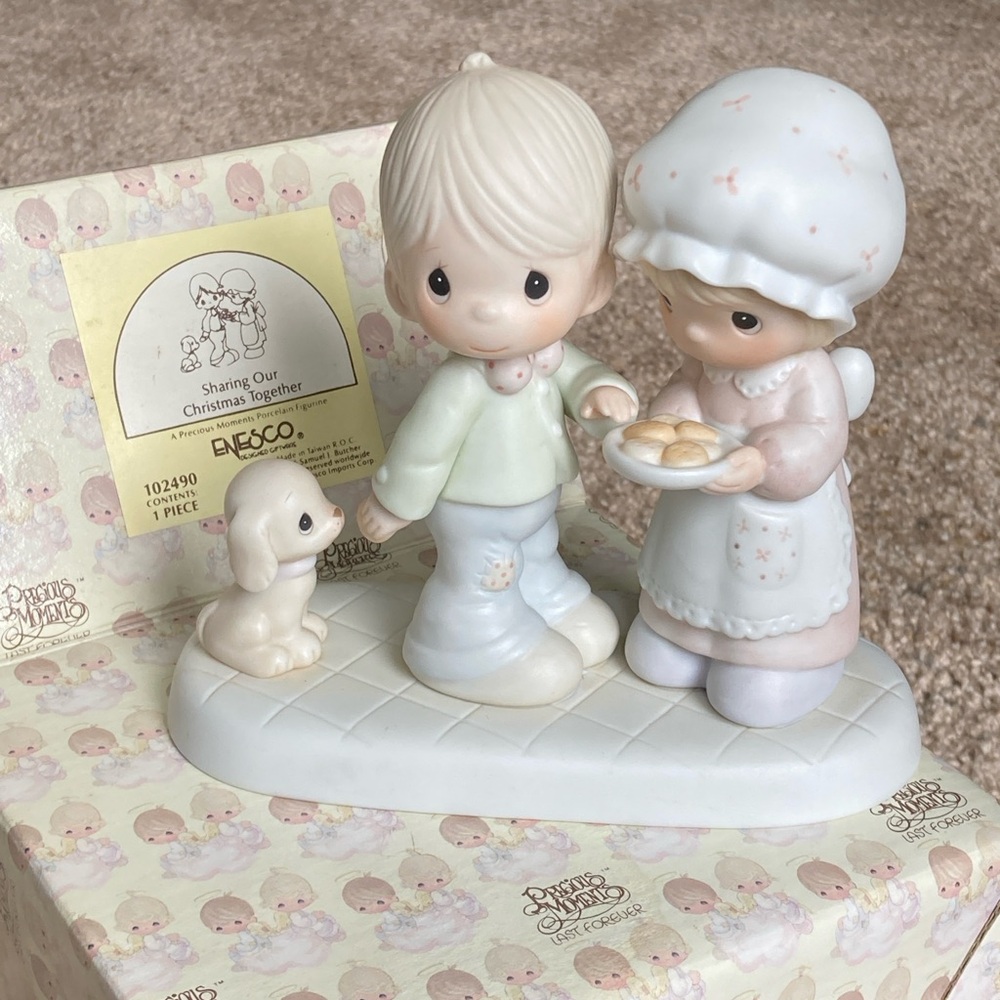 Christmas Precious Moments “Sharing Our Christmas Together”